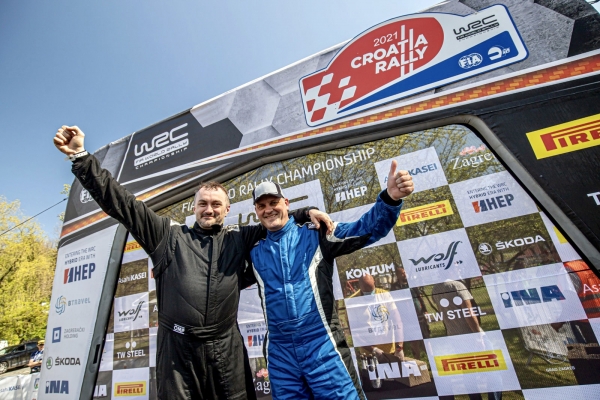 ŽIROVEC DVIGOVAL PRAH NA HRVA&Scaron;KEM SPEKTAKLU