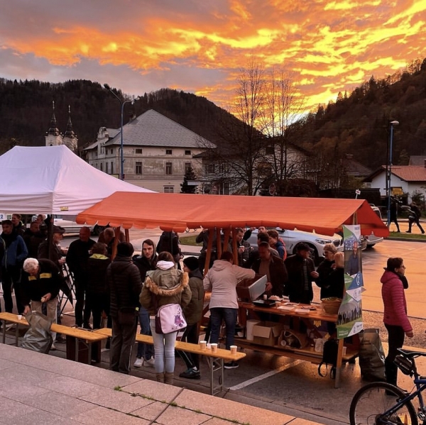 PREDVOLILNI GOLAŽ